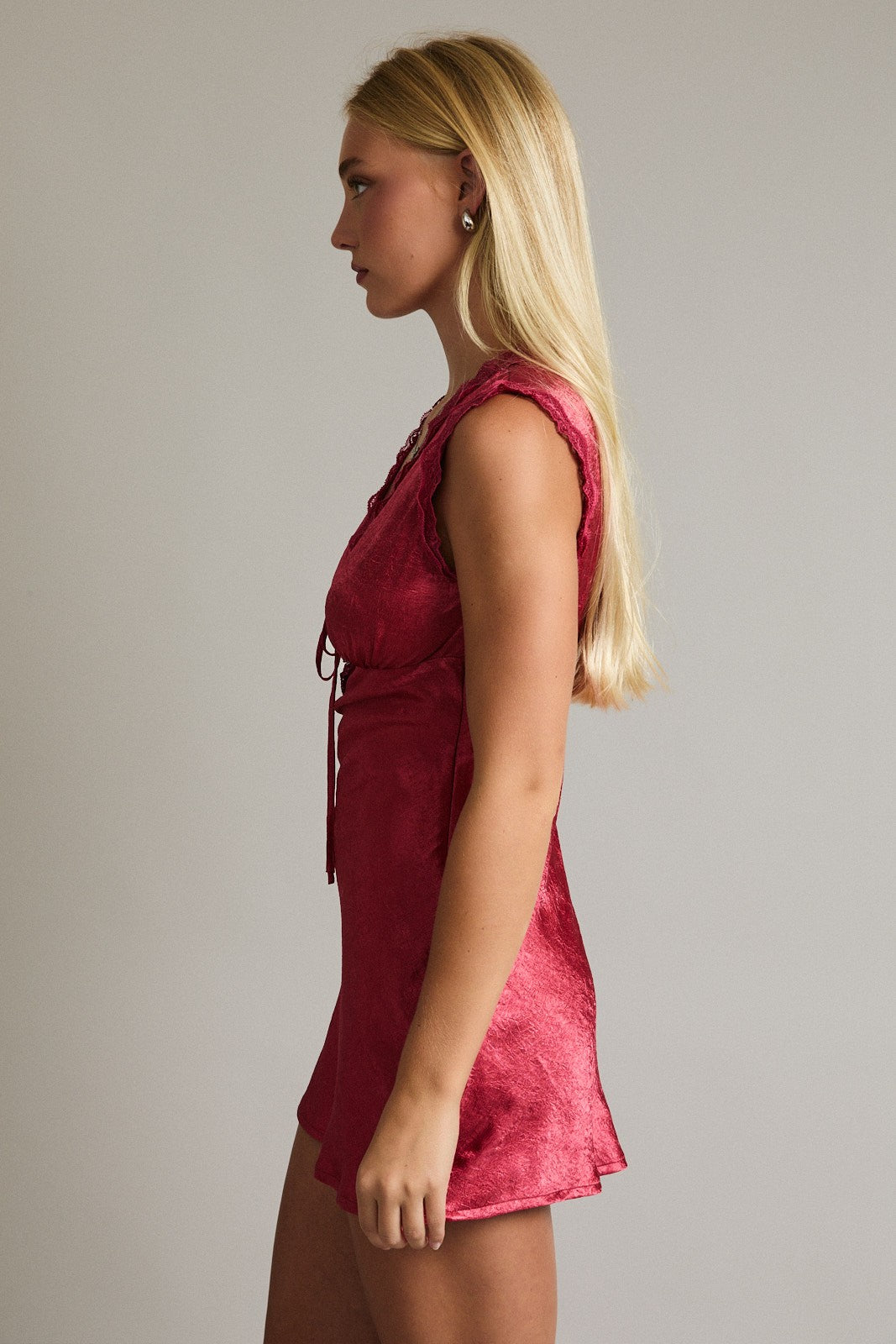 Dusty Red Sleeveless Mini Dress With Trim