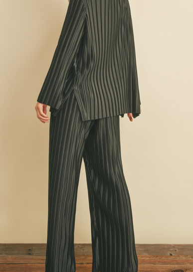 Zella Pleated Wide Leg Pants