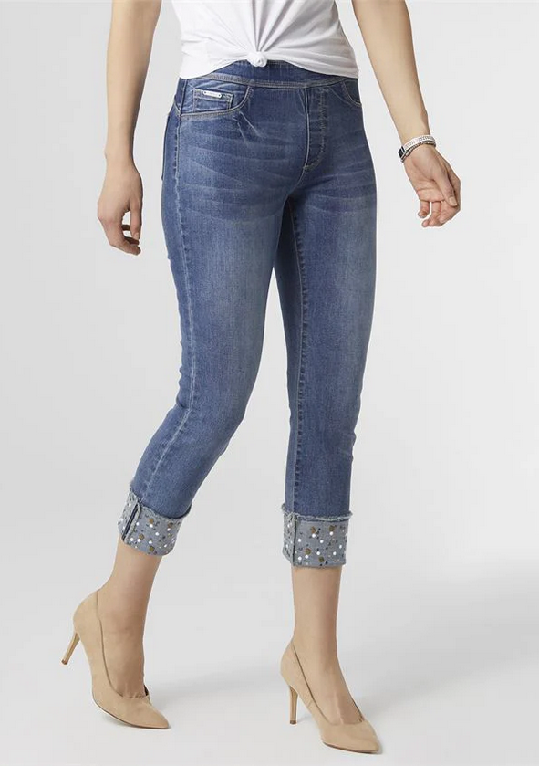 OMG Boyfriend Capri Jeans With Studded Bottom