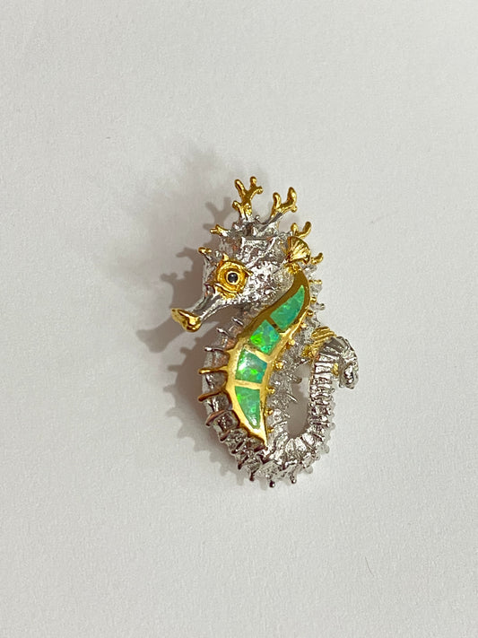 Kovel Mini Seahorse Pendant