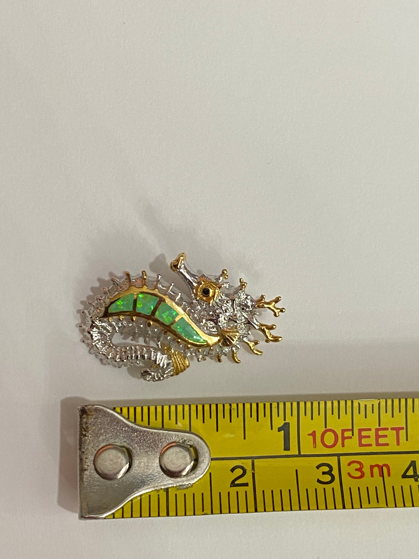 Kovel Mini Seahorse Pendant