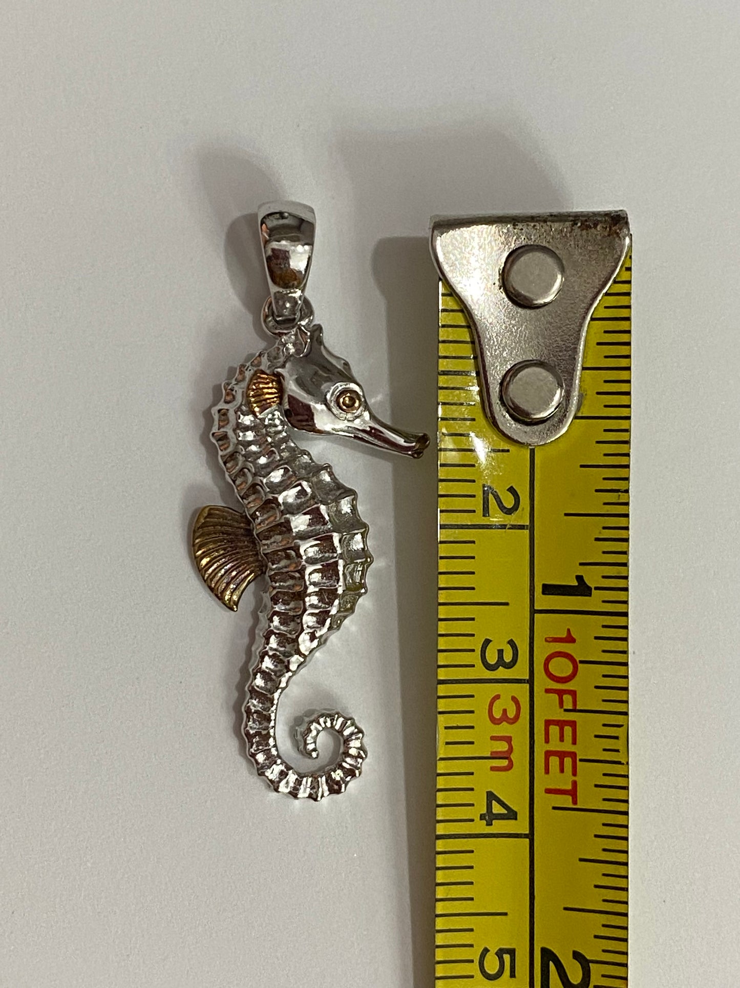 Sterling Silver Seahorse Pendant