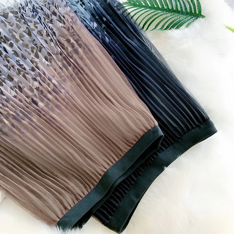 Fairy pleating mesh Skirt with Leopard print hem (Brown)