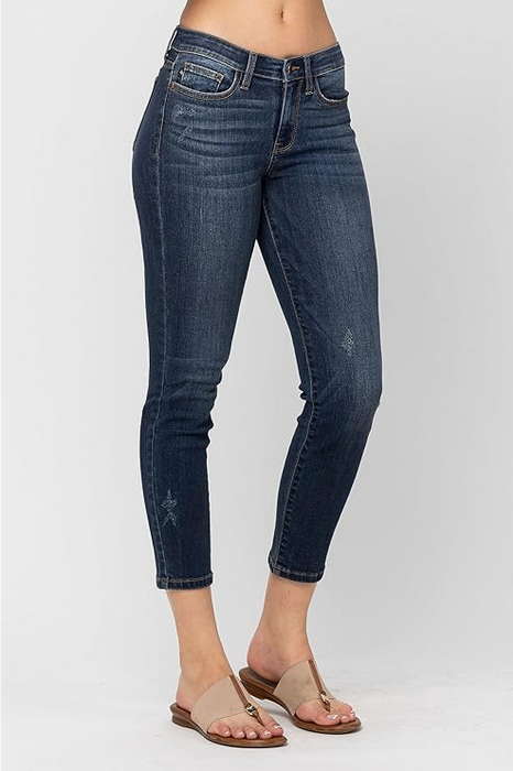 Mid Rise Relaxed Fit Judy Blue Jeans